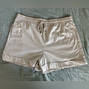 Lou & Grey Cream Drawstring Lounge Shorts